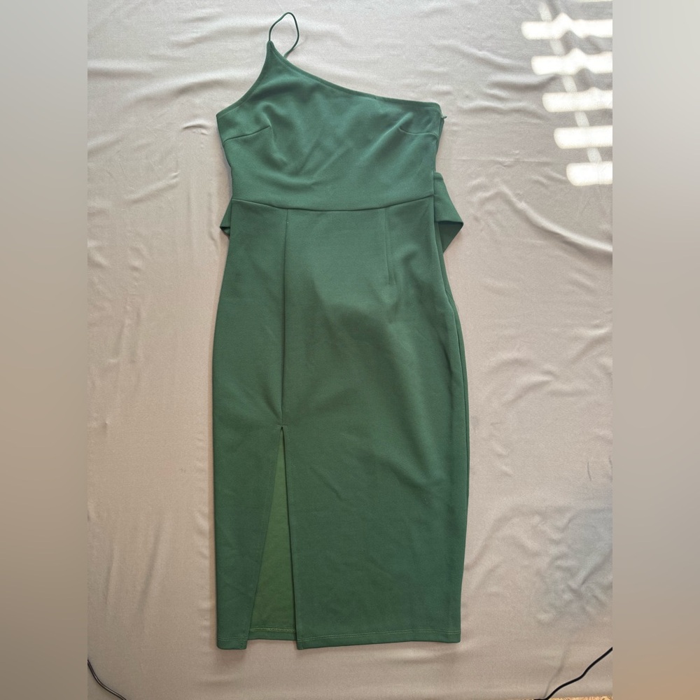 Hello Molly Emerald One-Shoulder Midi Dress Size 4 Wedding Guest - Picture 2 of 6